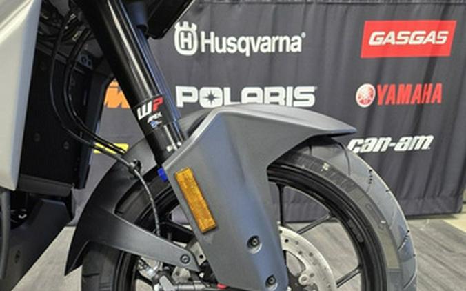 2027 KTM Super Adventure 1390 S EVO