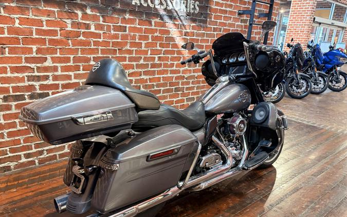 FLHXS 2015 Street Glide Special