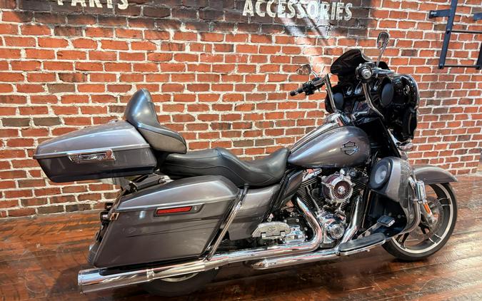 FLHXS 2015 Street Glide Special