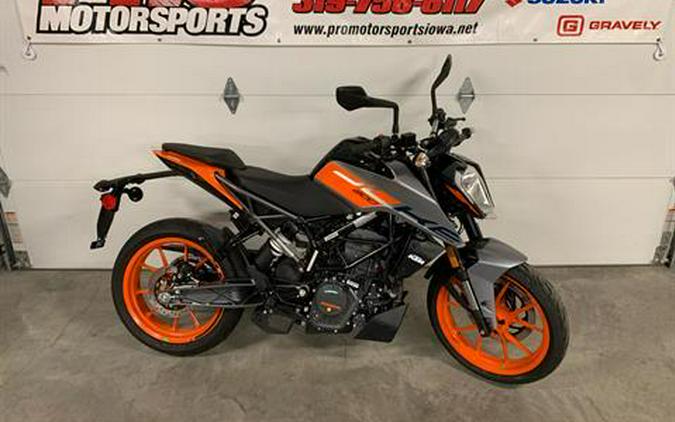 2023 KTM 200 Duke