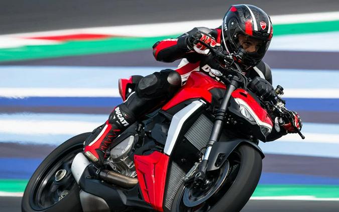 2024 Ducati Streetfighter V2