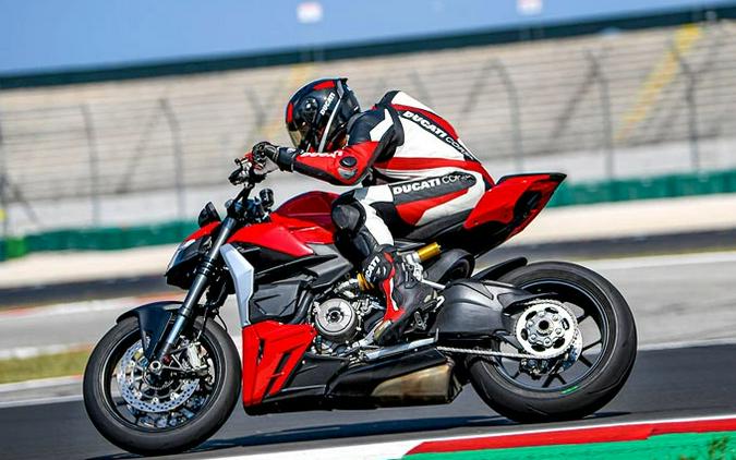 2024 Ducati Streetfighter V2