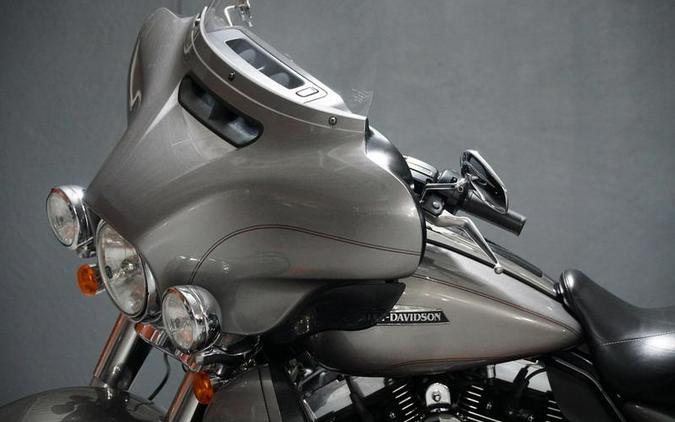 2016 Harley-Davidson® FLHTCU - Electra Glide® Ultra Classic®