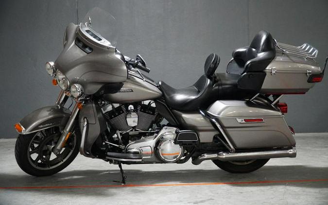 2016 Harley-Davidson® FLHTCU - Electra Glide® Ultra Classic®