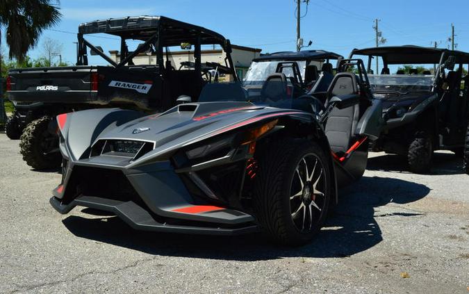 2024 Polaris® Slingshot R Manual