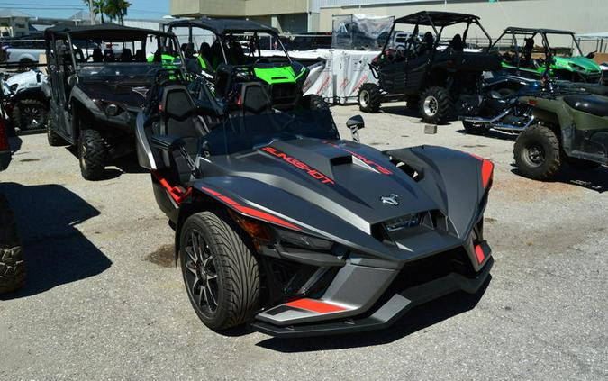 2024 Polaris® Slingshot R Manual