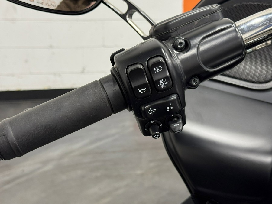 2015 HARLEY DAVIDSON ROAD GLIDE SPECIAL