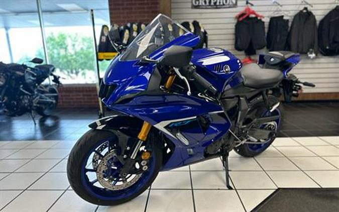 2025 Yamaha YZF-R7