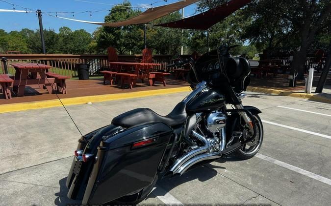 2014 Harley-Davidson® Street Glide® Special