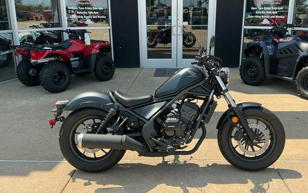 2026 Honda Rebel 300 E-Clutch