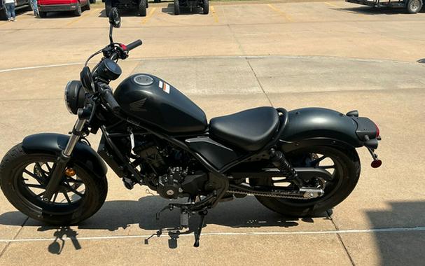 2026 Honda Rebel 300 E-Clutch