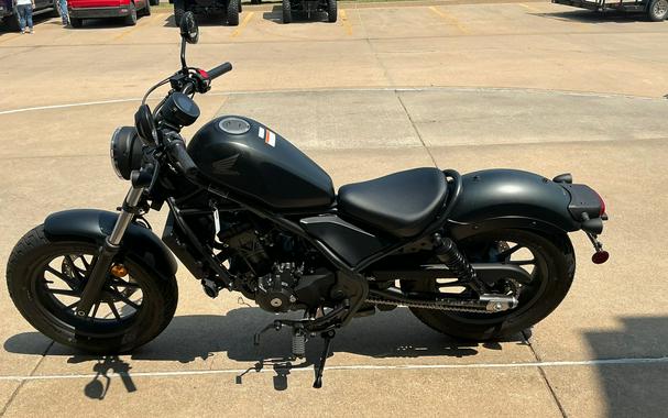 2026 Honda Rebel 300 E-Clutch