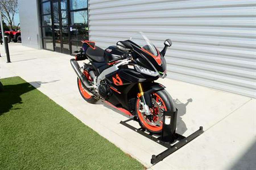 2024 Aprilia RSV4 1100