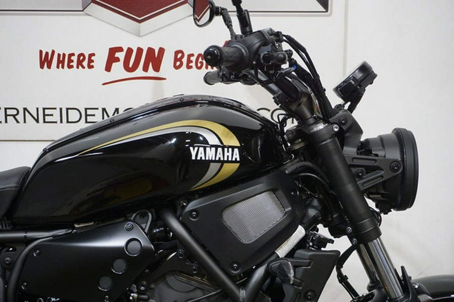 2025 Yamaha XSR 700