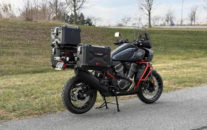 2025 Harley-Davidson® CVO™ Pan America®