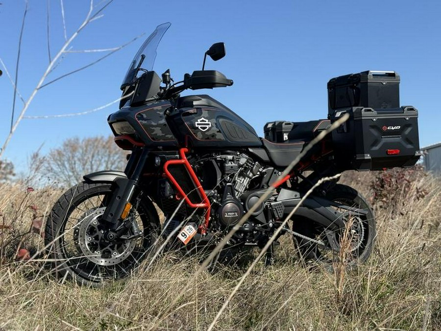 2025 Harley-Davidson® CVO™ Pan America®