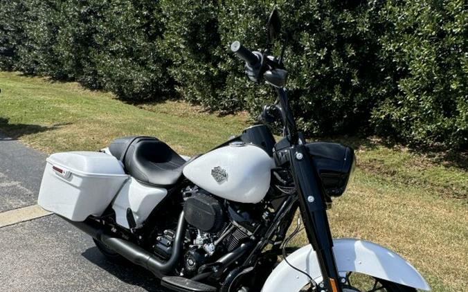 FLHRXS 2024 Road King Special