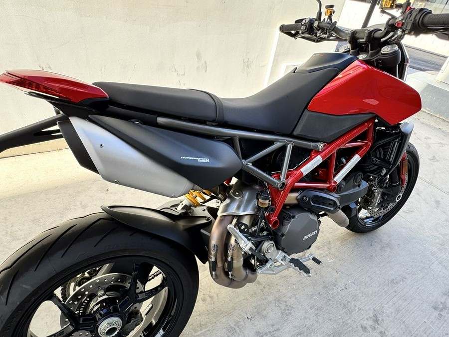 2025 Ducati Hypermotard 950 Ducati Red