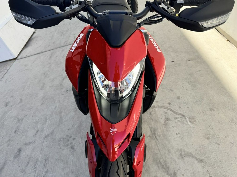 2025 Ducati Hypermotard 950 Ducati Red