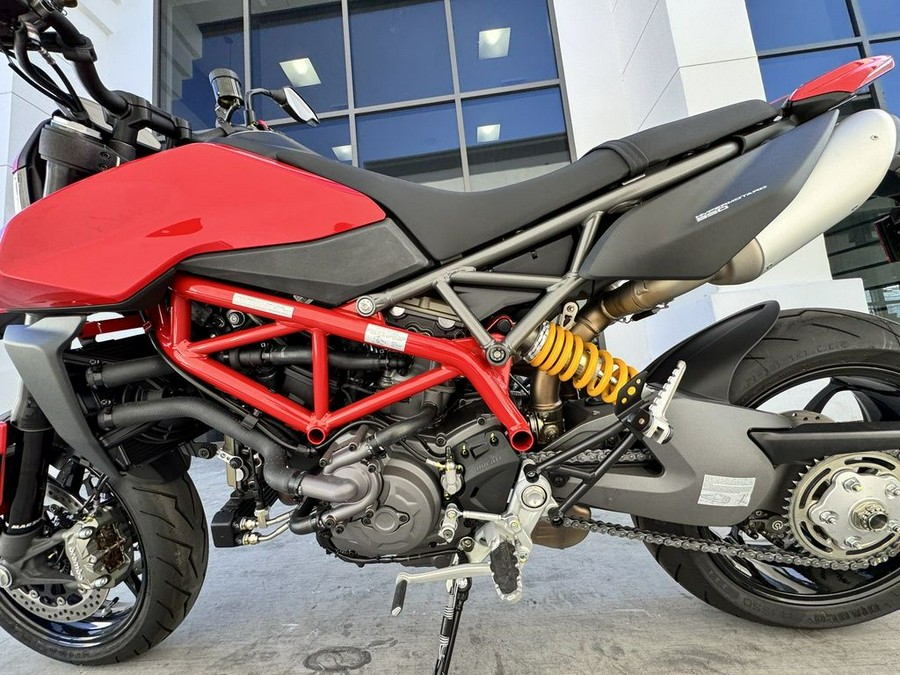 2025 Ducati Hypermotard 950 Ducati Red