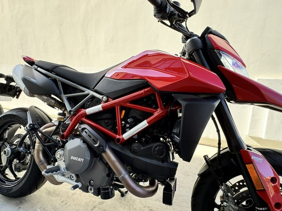 2025 Ducati Hypermotard 950 Ducati Red