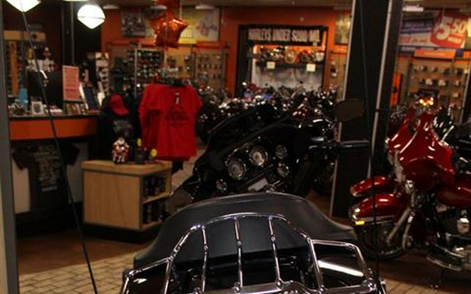 2010 Harley-Davidson CVO™ Ultra Classic® Electra Glide®