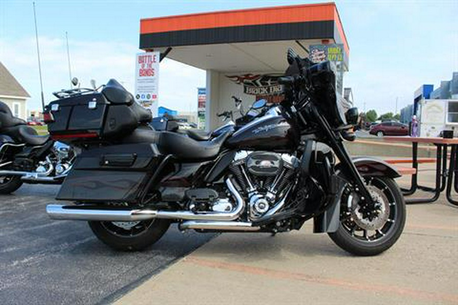 2010 Harley-Davidson CVO™ Ultra Classic® Electra Glide®