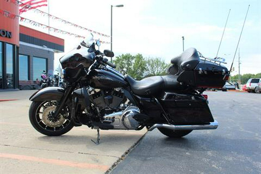 2010 Harley-Davidson CVO™ Ultra Classic® Electra Glide®