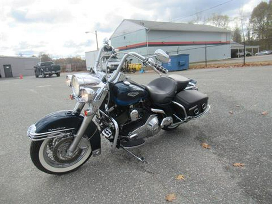 2004 Harley-Davidson FLHRCI Road King® Classic