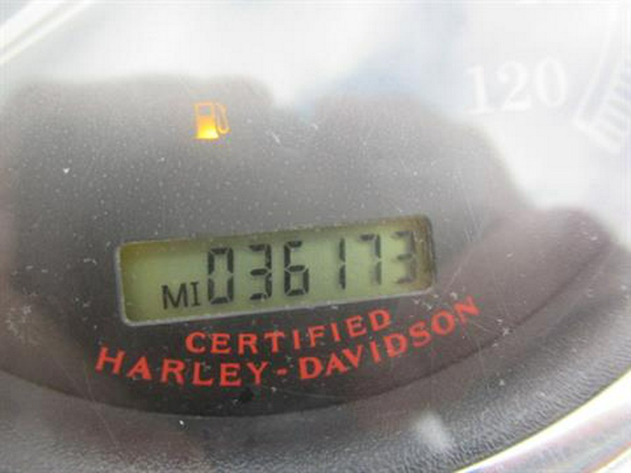 2004 Harley-Davidson FLHRCI Road King® Classic