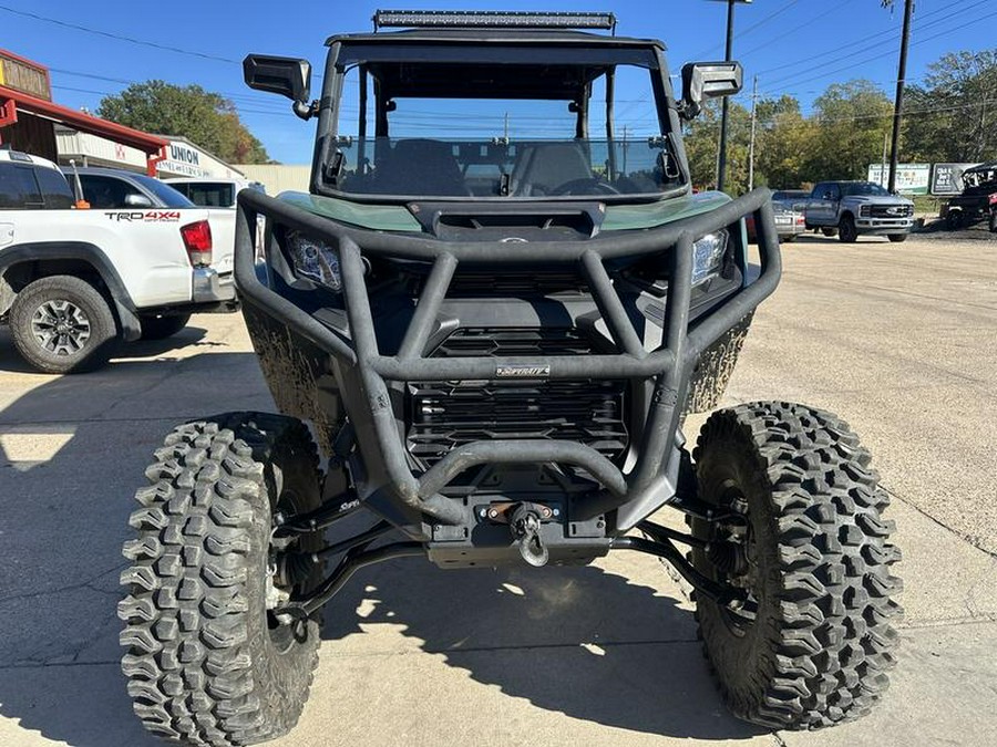 2023 Can-Am® Commander MAX DPS