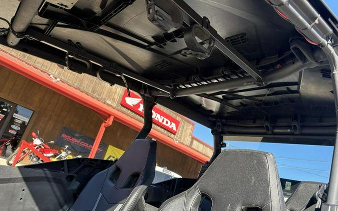 2023 Can-Am® Commander MAX DPS