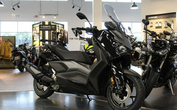 2026 Yamaha XMAX™ Base
