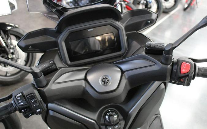 2026 Yamaha XMAX™ Base