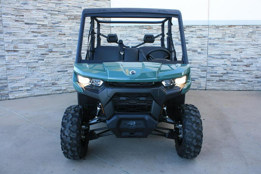 2026 Can-Am® Defender MAX HD7