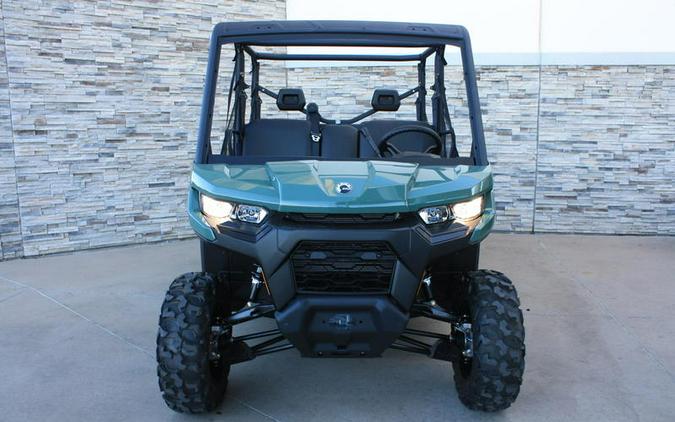 2026 Can-Am® Defender MAX HD7