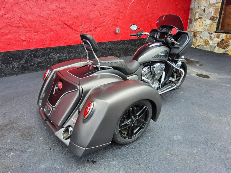 2021 Indian Motorcycle Challenger®