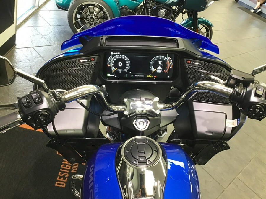 2025 Harley-Davidson Road Glide® Blue Burst