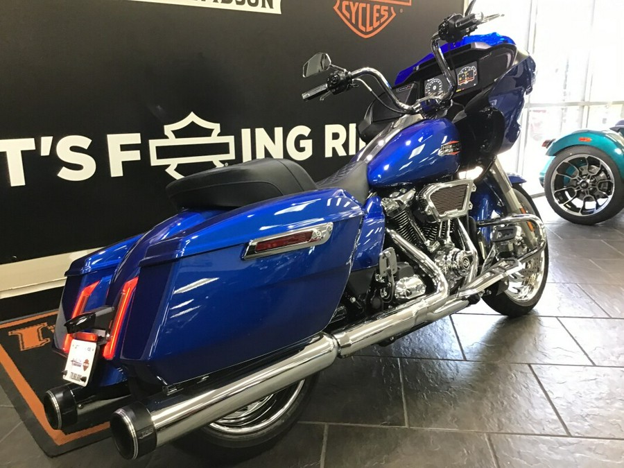 2025 Harley-Davidson Road Glide® Blue Burst