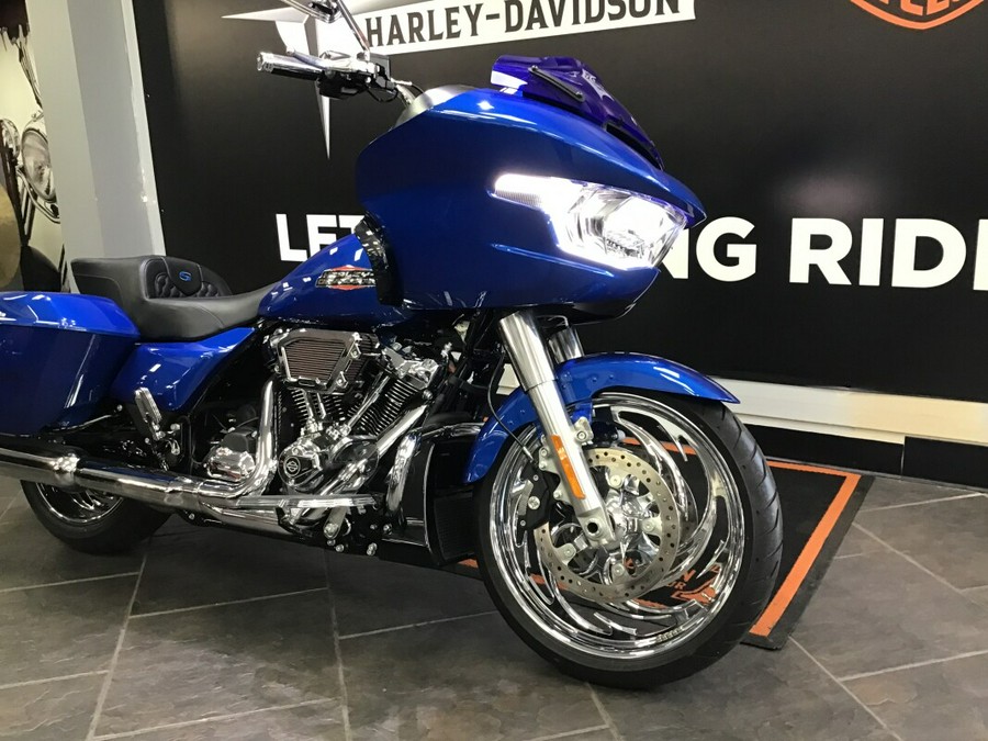 2025 Harley-Davidson Road Glide® Blue Burst