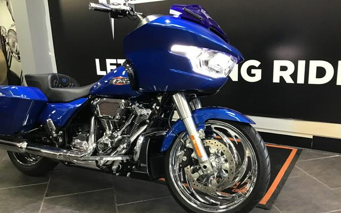 2025 Harley-Davidson Road Glide® Blue Burst