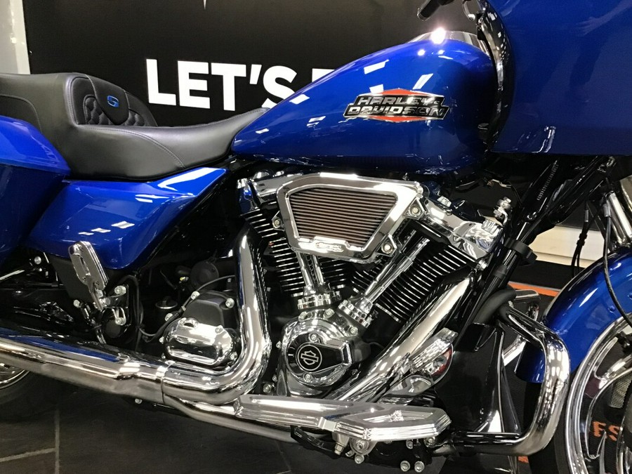 2025 Harley-Davidson Road Glide® Blue Burst