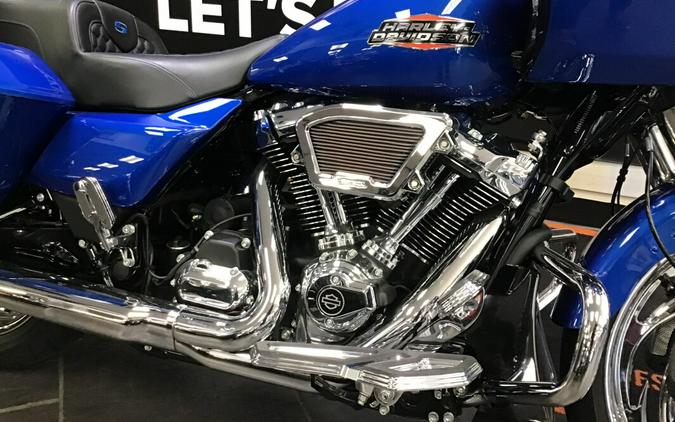 2025 Harley-Davidson Road Glide® Blue Burst