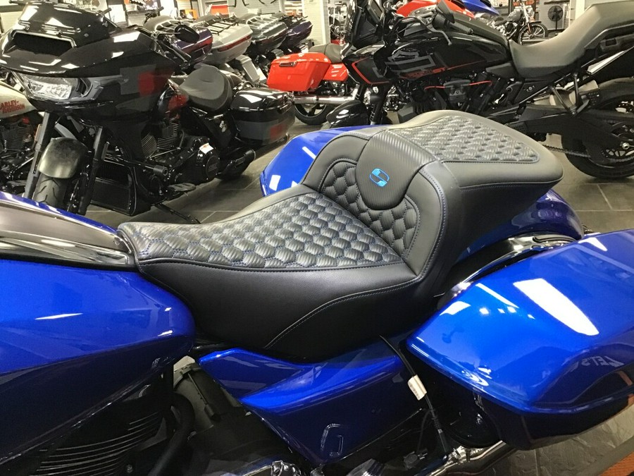 2025 Harley-Davidson Road Glide® Blue Burst