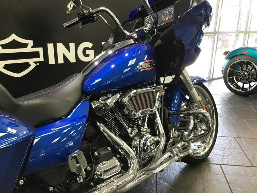 2025 Harley-Davidson Road Glide® Blue Burst