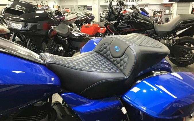 2025 Harley-Davidson Road Glide® Blue Burst