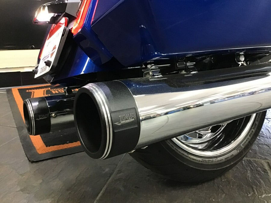 2025 Harley-Davidson Road Glide® Blue Burst