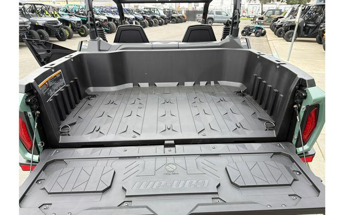 2026 Can-Am COMMANDER DPS 700