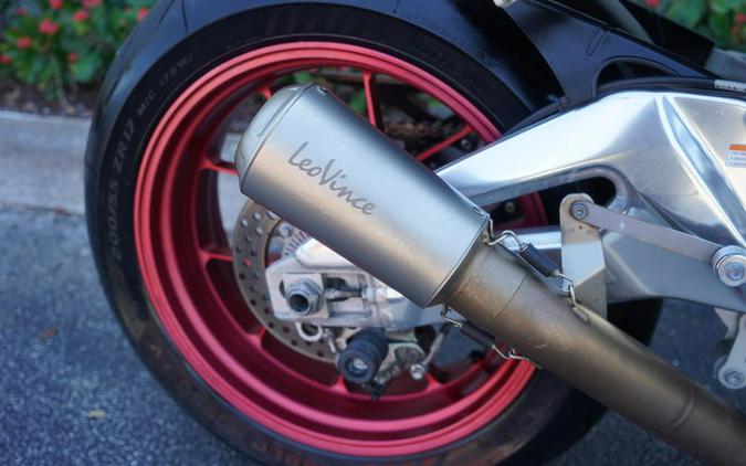 2016 Aprilia® RSV4 RF Factory