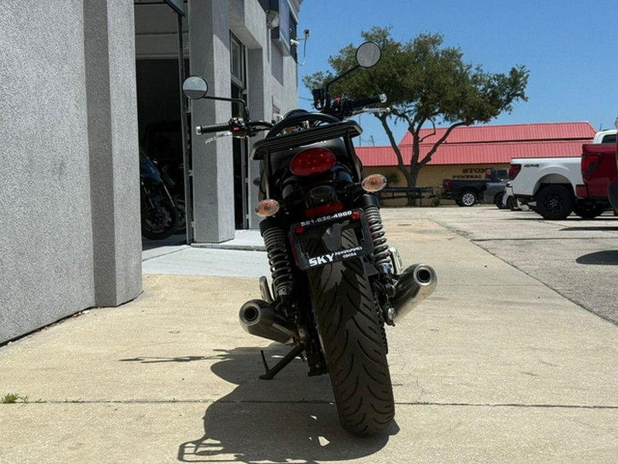 2024 Triumph Speed Twin 900 Stealth Edition